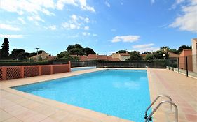 CORAUX - Maisonnette 4 pers avec piscine et parking